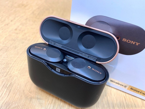 イヤホンのSONY