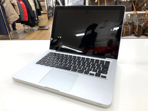 ノートパソコンのMacBook Pro