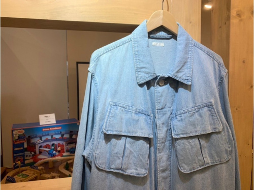 メンズファッションのデニムジャケット