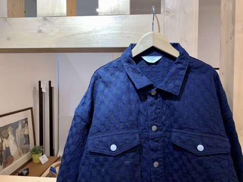 メンズファッションのデニムジャケット