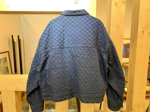 アウターのjieda