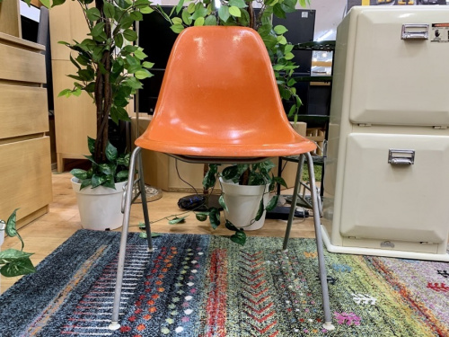 シェルチェアのHerman Miller