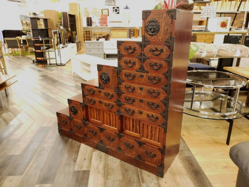 家具のチェスト