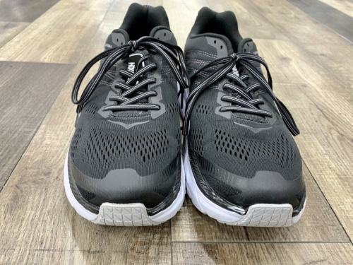 HOKAONEONE(ホカオネオネ)のシューズ