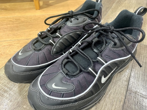 スニーカーのNIKE(ナイキ)