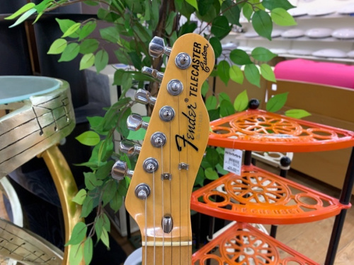 FENDERのエレキギター