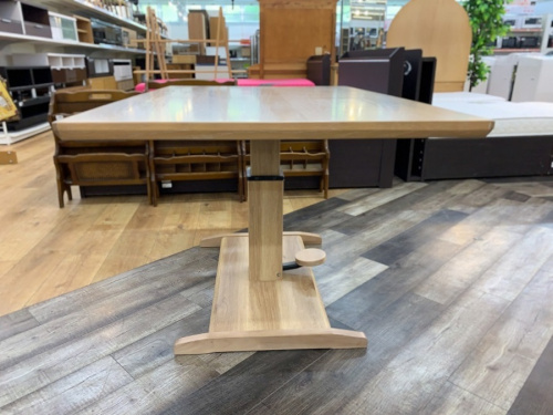 千葉 中古 テーブルの昇降テーブル