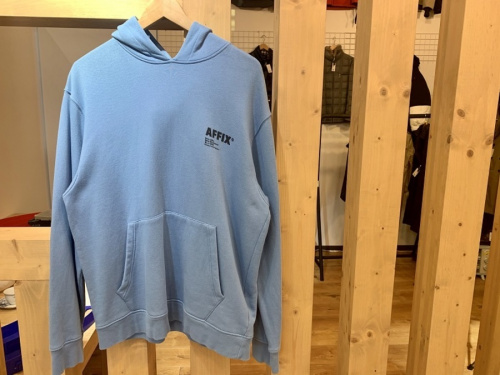 パーカーのAFFIX(アフィックス)