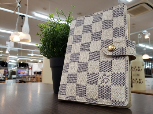 ブランド・ラグジュアリーのLOUIS VUITTON