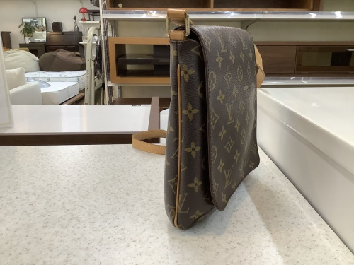千葉 市川 船橋 江戸川 墨田 葛飾 幕張 ショルダーバッグ 中古 買取の千葉 市川 船橋 江戸川 墨田 葛飾 幕張 ヴィトン 中古 買取