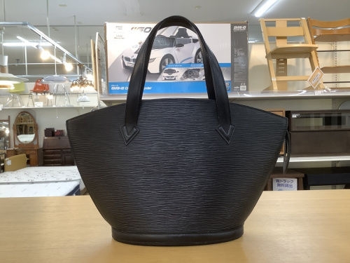 LOUIS VUITTONのルイヴィトン買取