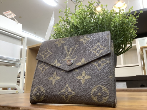 ブランド・ラグジュアリーのLOUIS VUITTON