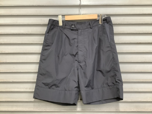 メンズファッションのスニーカー
