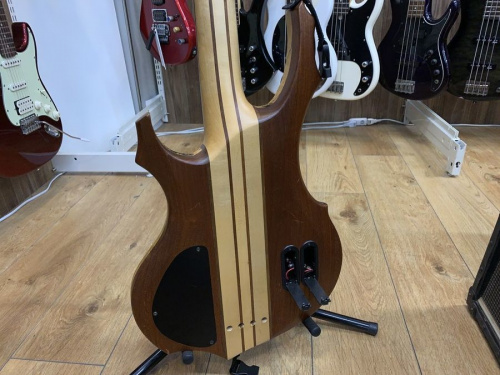 幕張　買取　ベースの楽器強化店舗