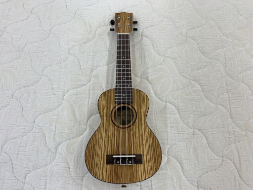 幕張　買取　ウクレレの楽器強化店舗