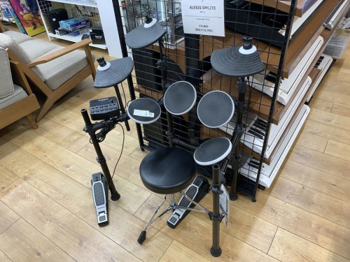 中古楽器店の楽器強化店舗