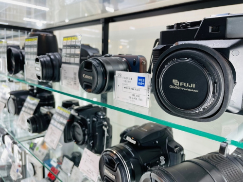 デジタル家電の一眼レフカメラ