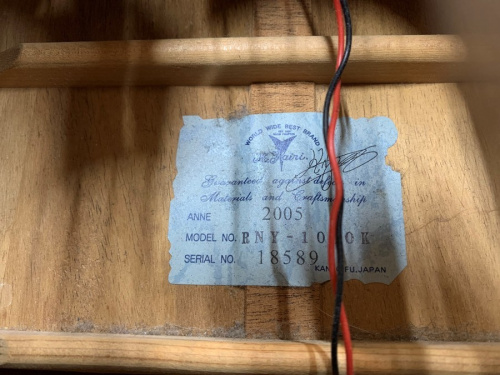 アコースティックギターの楽器強化店舗