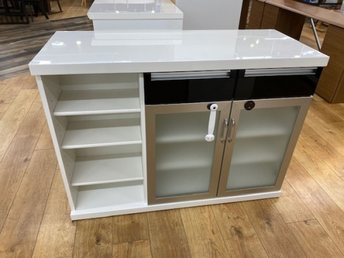 キッチンカウンターのニトリ