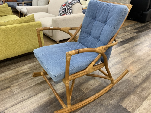 家具の東谷