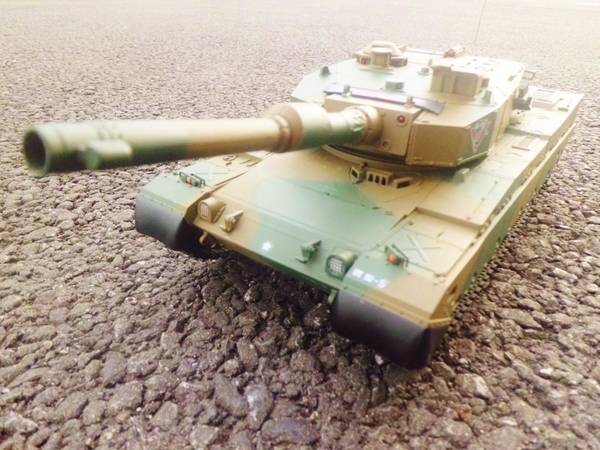 パンツァーフォー!RCバトルタンク 陸上自衛隊90式戦車を買取入荷