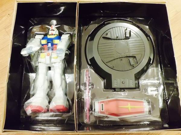 1000セット限定! メガハウス ガンダムVSシャア専用ザク 1000セット限定! メガハウス ガンダムVSシャア専用ザク