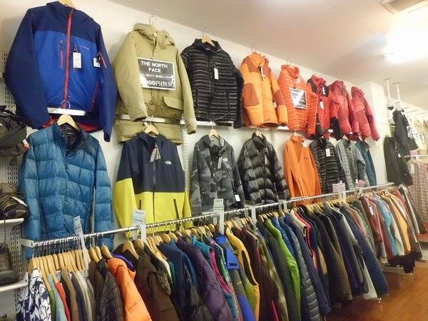 コロンビアのチタニウム マウンテンパーカーが買取入荷いたし