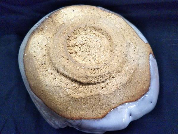 兼田昌尚の萩刳貫茶碗が買取入荷しました！【大船店】｜2017年12月16日