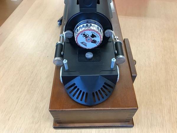 karitaの機関車型電動コーヒーミルが買い取り入荷いたしました