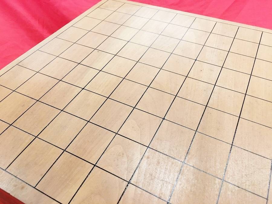 将棋盤 将棋駒 中古引退品 Amazon | 将棋セット 5寸足付エコ将棋盤セット 将棋駒（楓漆
