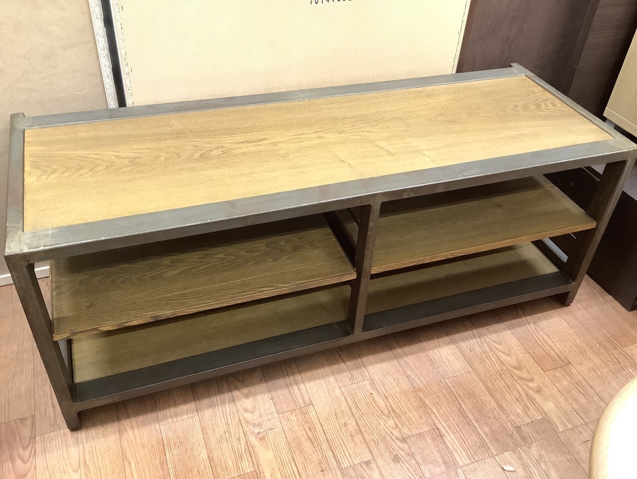 a.depeche(アデペシュ)のヴィンテージ加工テレビボードを買取入荷致し