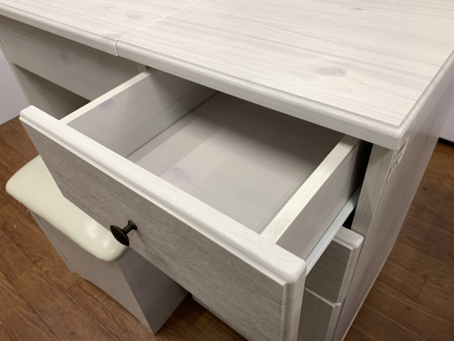 フレンチカントリー家具】ニトリのデスクドレッサー フローリオ