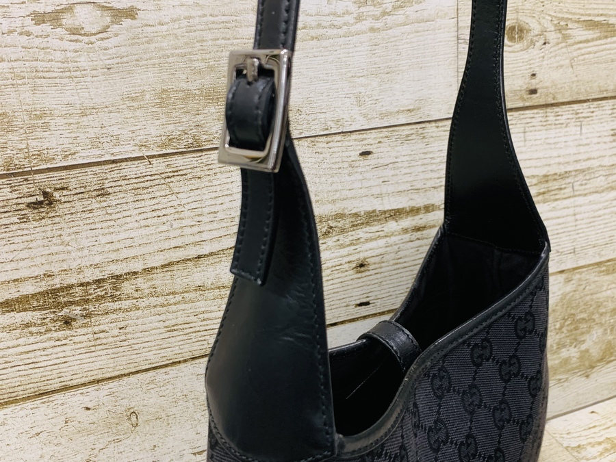 定番のGG！GUCCI（グッチ）ジャッキーのワンショルダーバッグ