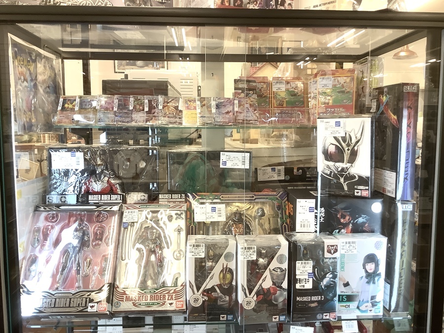 大人気！仮面ライダー龍騎の変身ベルトVバックル＆ドラグ