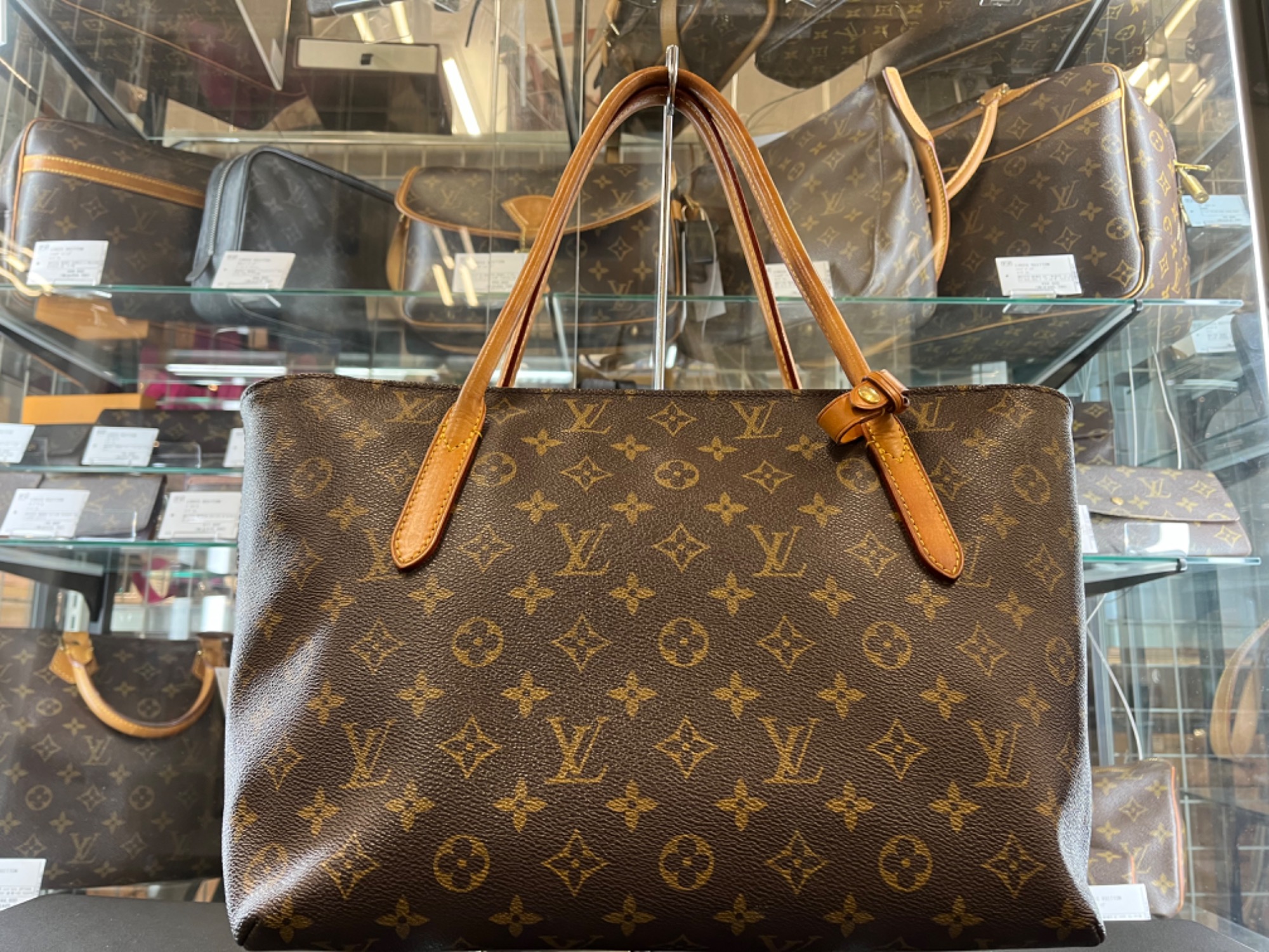 LOUIS VUITTON モノグラム ラスパイユ トートバッグ A4収納可能 使い勝手抜群！LOUISVUITTON(ルイ・ヴィトン) ラスパイユPM入荷