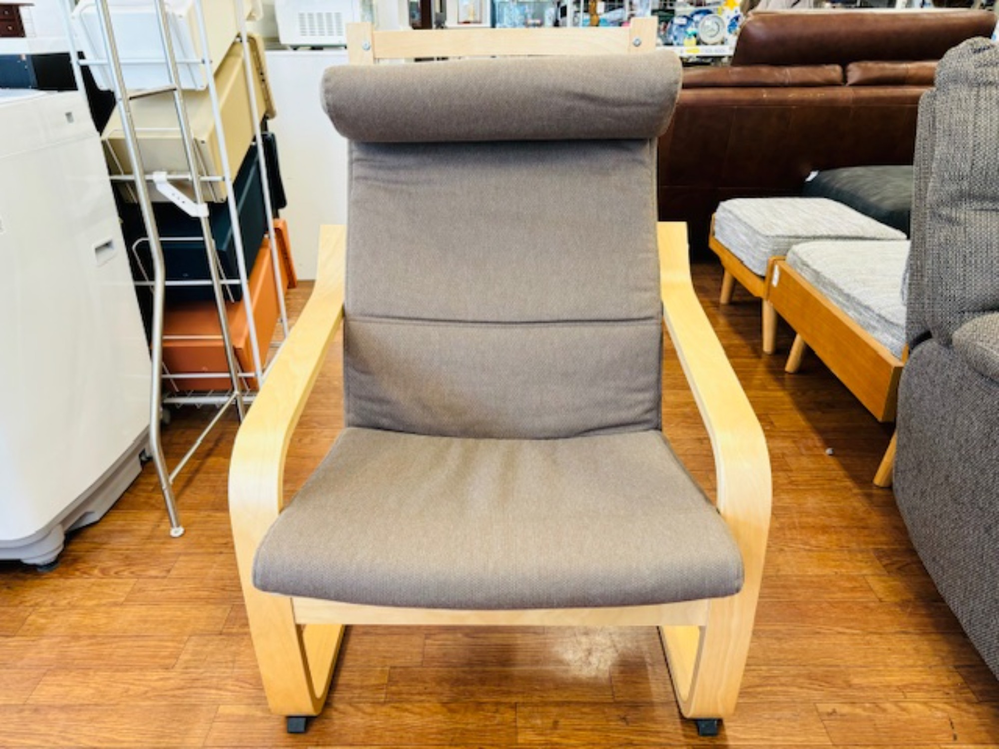 IKEA(イケア)定番チェア!お得なオットマン付きPOANG IKEA(イケア)定番チェア!お得なオットマン付きPOANG
