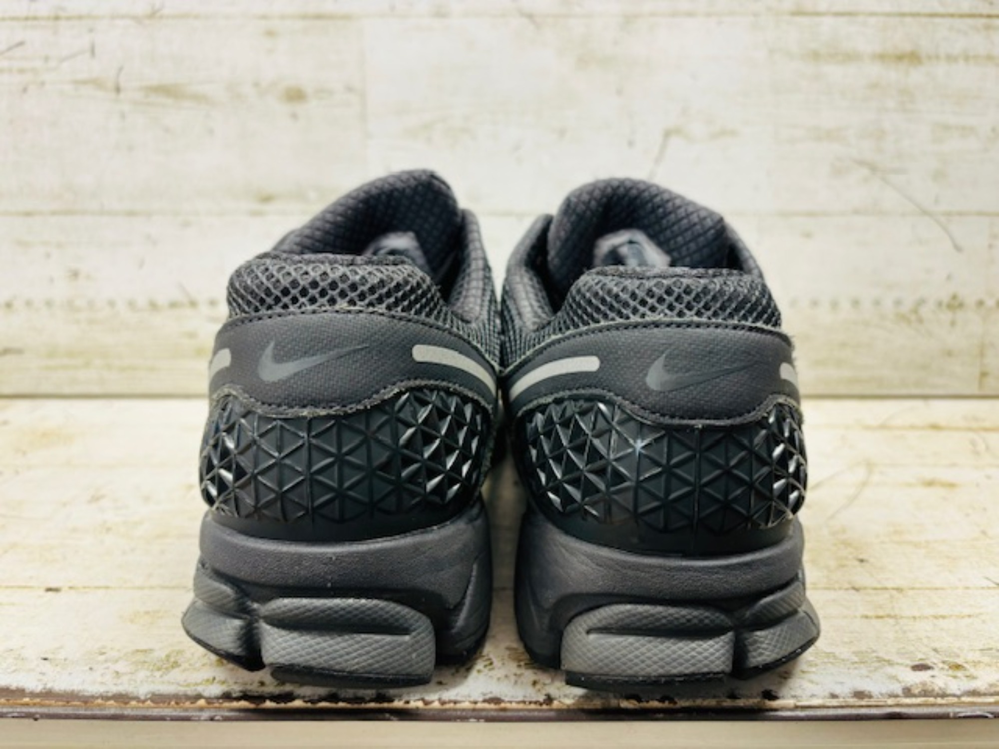 スニーカー買取強化中！NIKE（ナイキ）ZOOM VOMERO V（ズームボメロ5