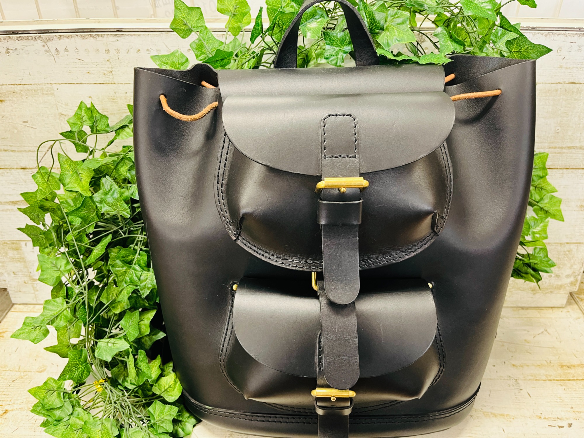 HERZ(ヘルツ)の大容量のWポケットリュックのご紹介です！！｜2024年03