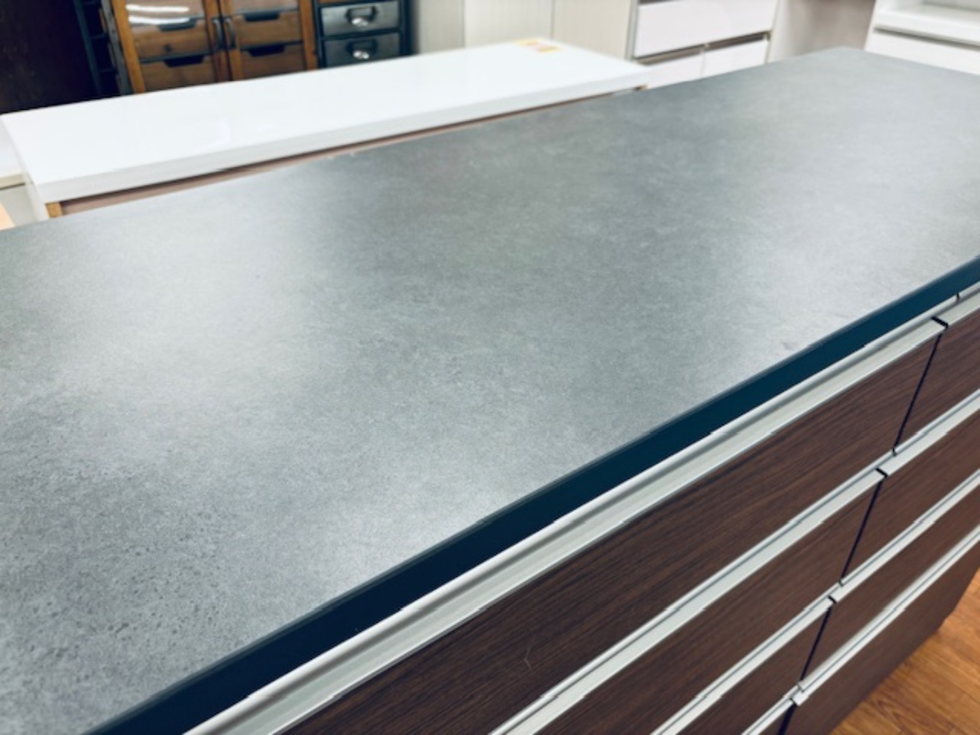 豊富な収納力！2023年製 ニトリ セラミック天板リガーレ買取入荷