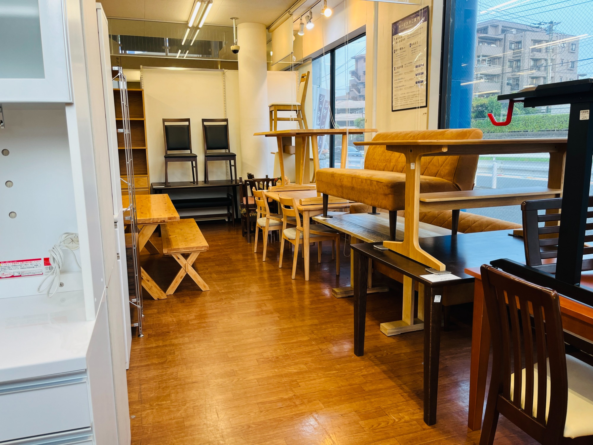 島忠のリクライニングもできるパーソナルチェアのご紹介です！！｜2024