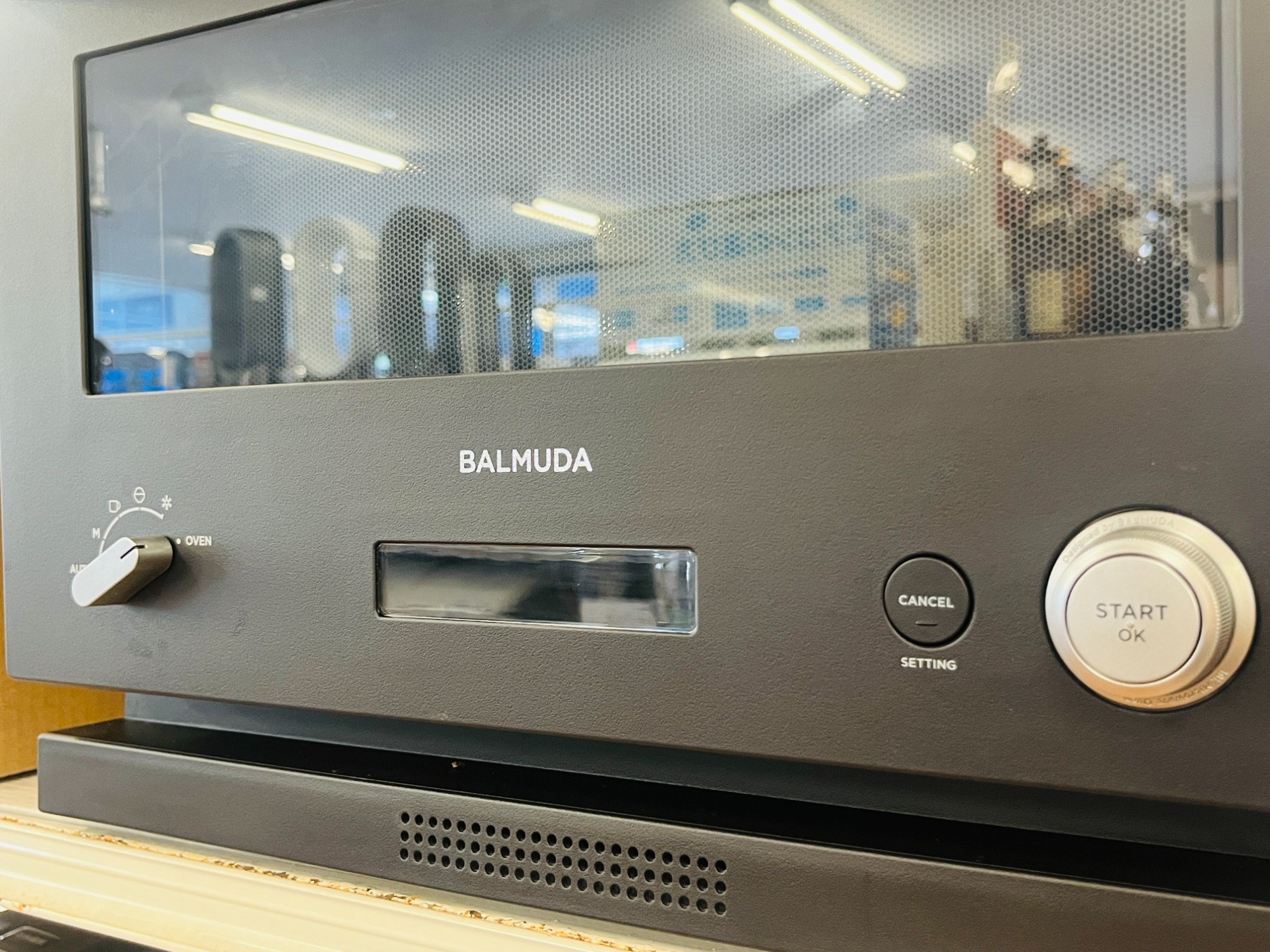 安心の1年保証付き！BALMUDA オーブンレンジ 2020年製 800W