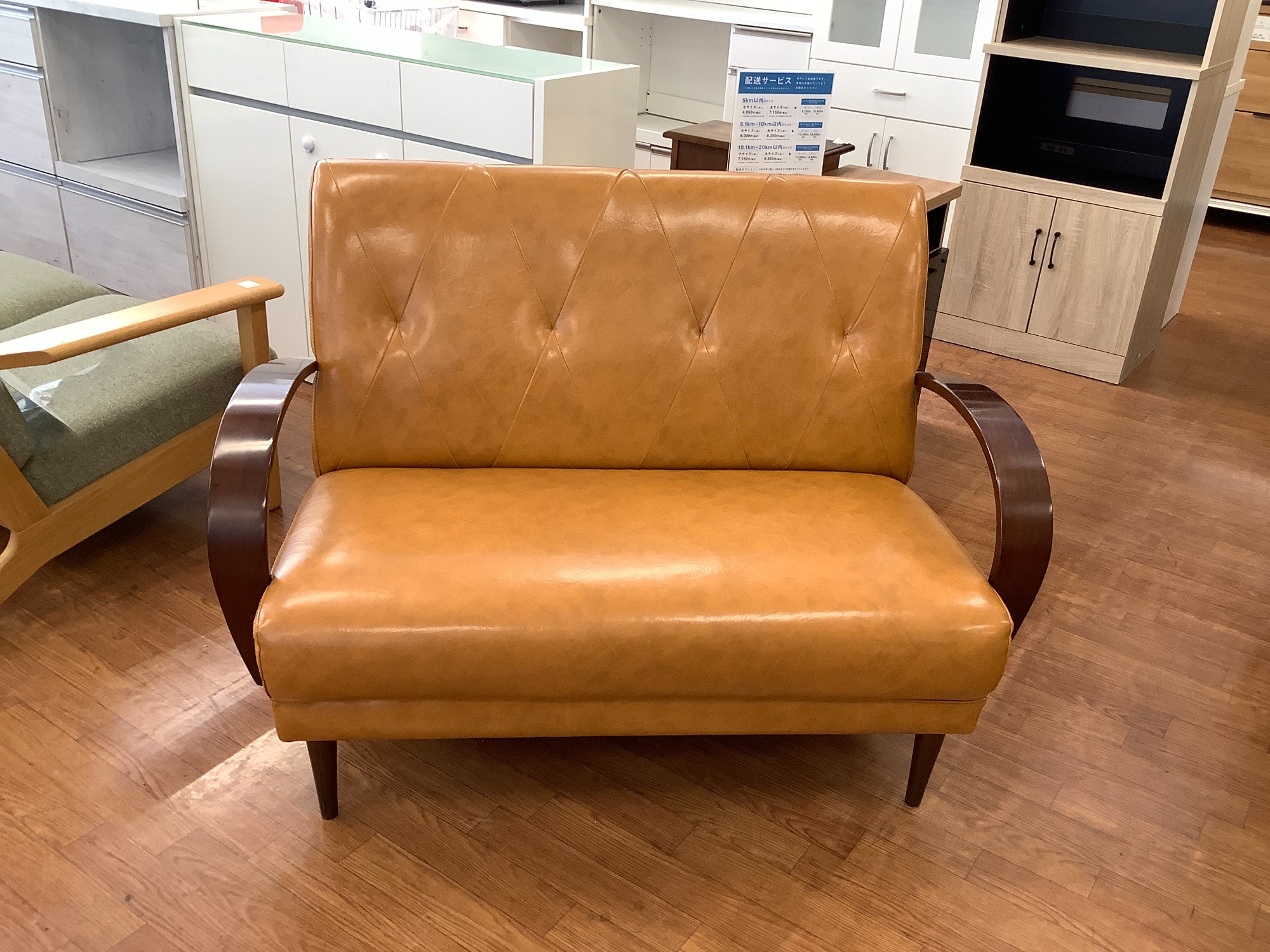 お値下げ！ビーカンパニー レザー調 ソファー お値下げ！ビーカンパニー レザー調 ソファー