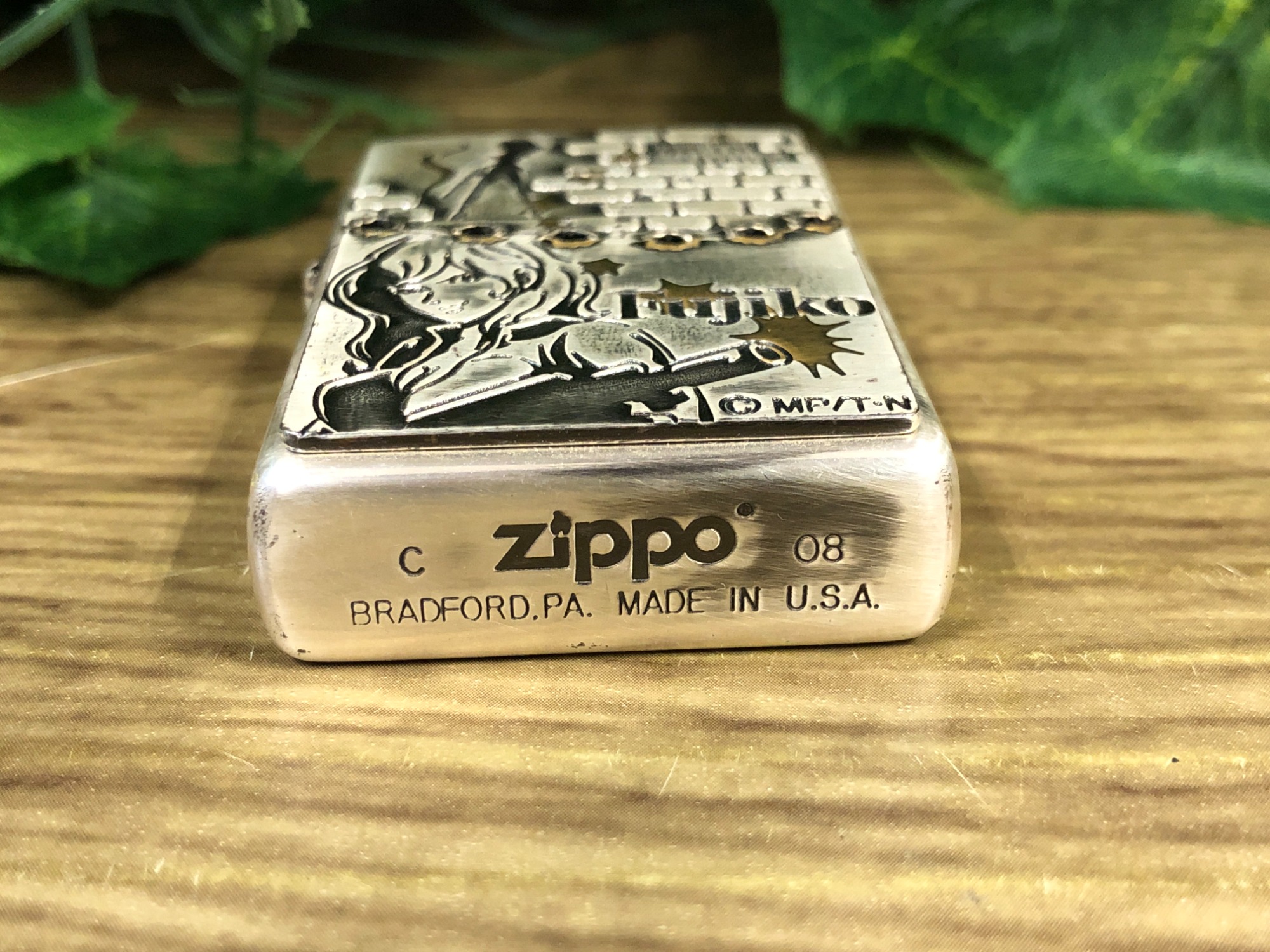【おふじ】 2008年製 ルパン三世 峰不二子のZIPPOを買取入荷しました！！｜2025年