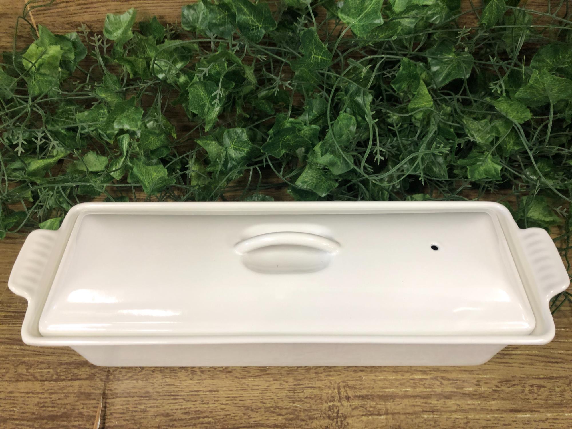 LE CREUSET(ルクルーゼ） の両手鍋とテリーヌ型容器が 買取入荷しま