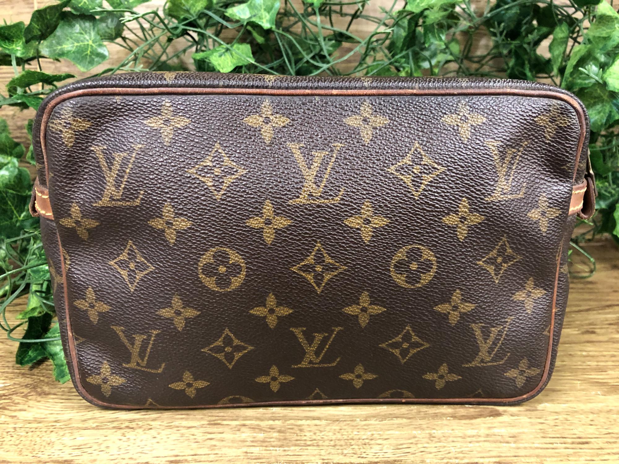 LOUIS VUITTON（ルイヴィトン）モノグラムのセカンドバッグを買取入荷
