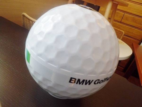 スポーツ用品のゴルフ