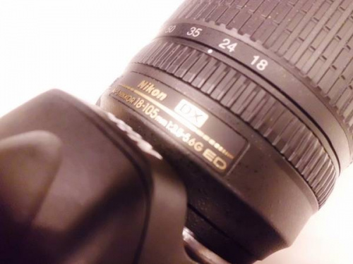 デジタルカメラのニコン（NIKON）