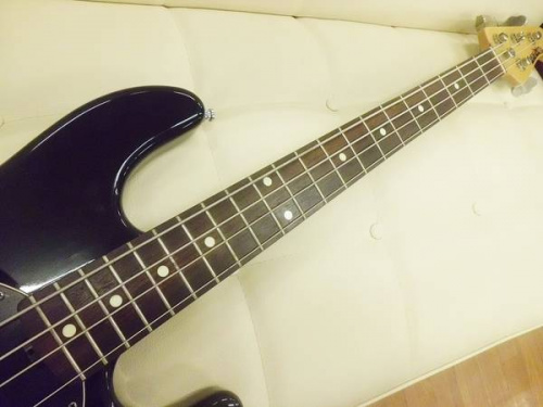 ベースのMUSICMAN