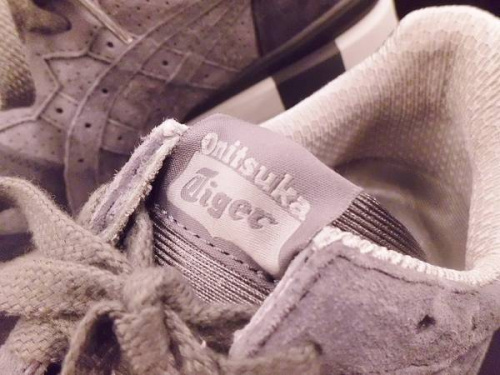 シューズのスニーカー