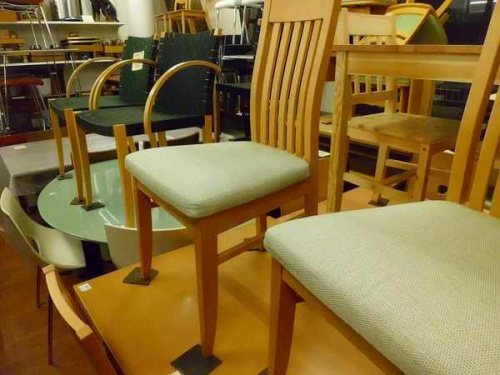 ダイニングのチェスト